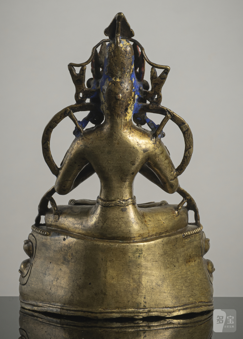 A BRONZE FIGURE OF VAIROCANA - 图2
